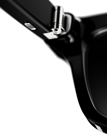 FireLens F2 | Obsidian Shine - Black Halo gradient